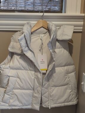 lululemon athletica Light Gray Quilted Puffer Vest with High Collar